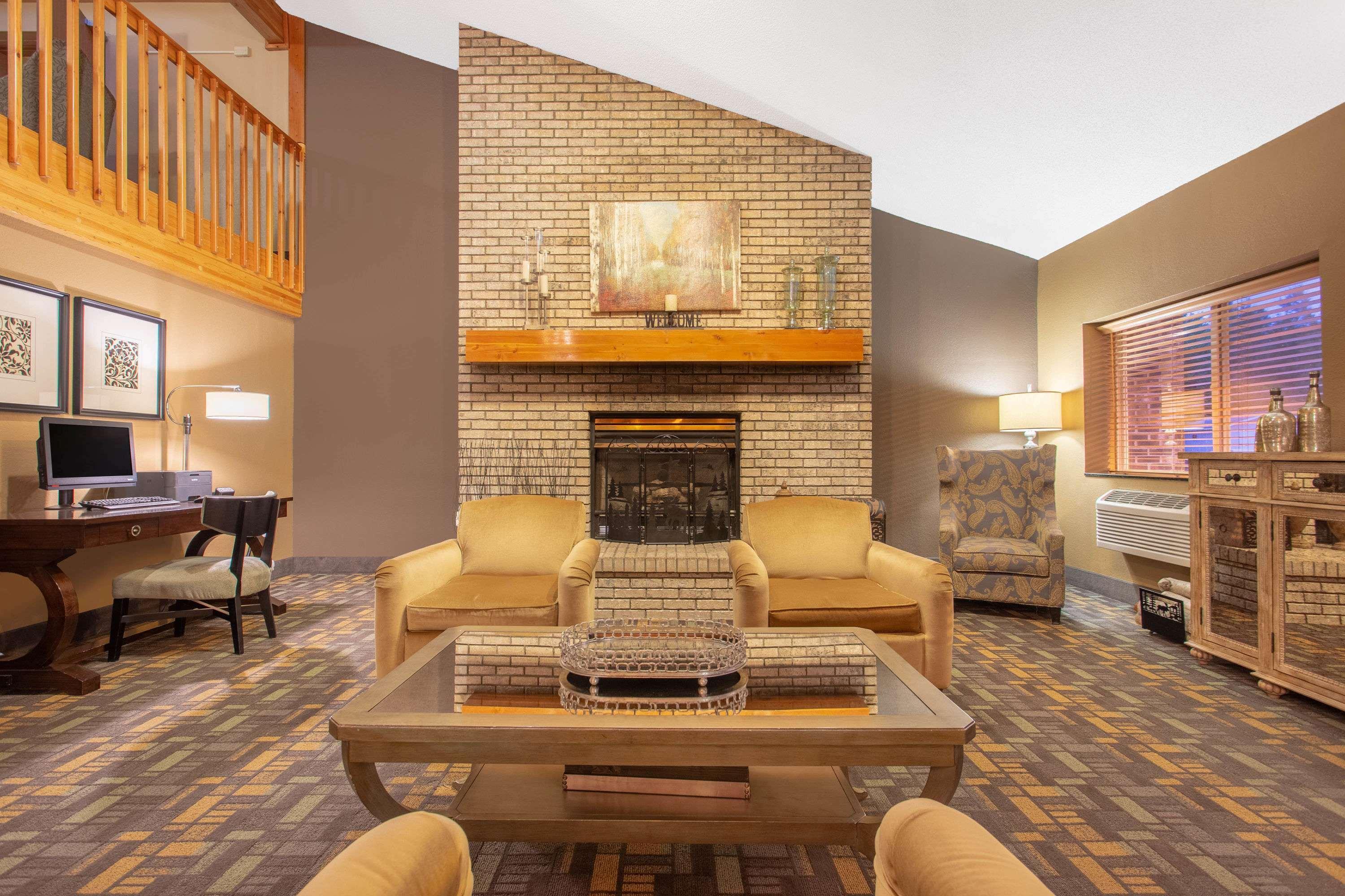 Americinn By Wyndham Rhinelander Esterno foto